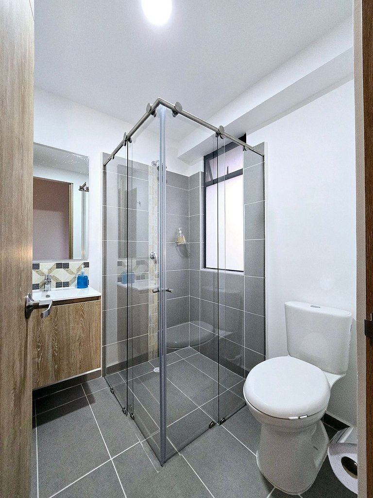 Casa privada con piscina cerca a el aeropuerto