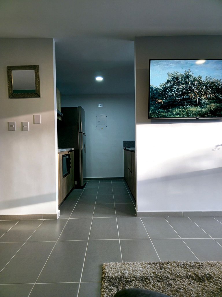 Casa privada con piscina cerca a el aeropuerto