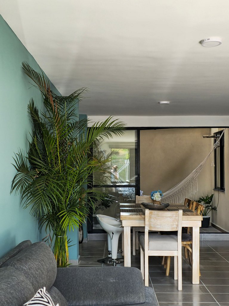 Casa privada con piscina cerca a el aeropuerto