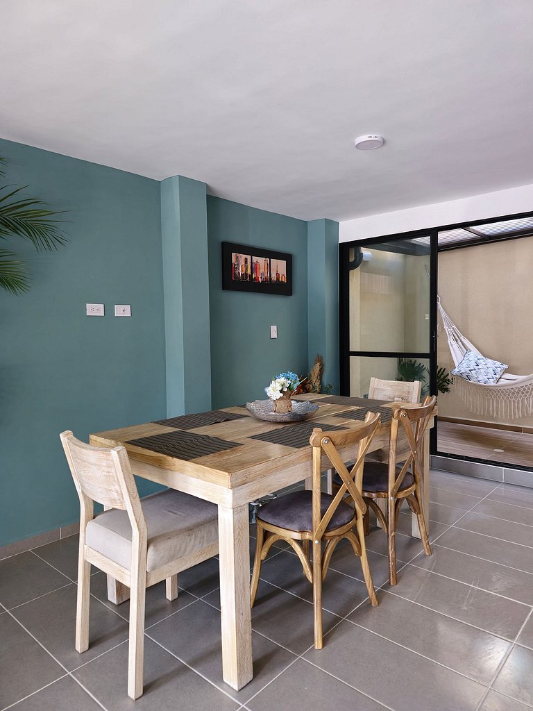 Casa privada con piscina cerca a el aeropuerto